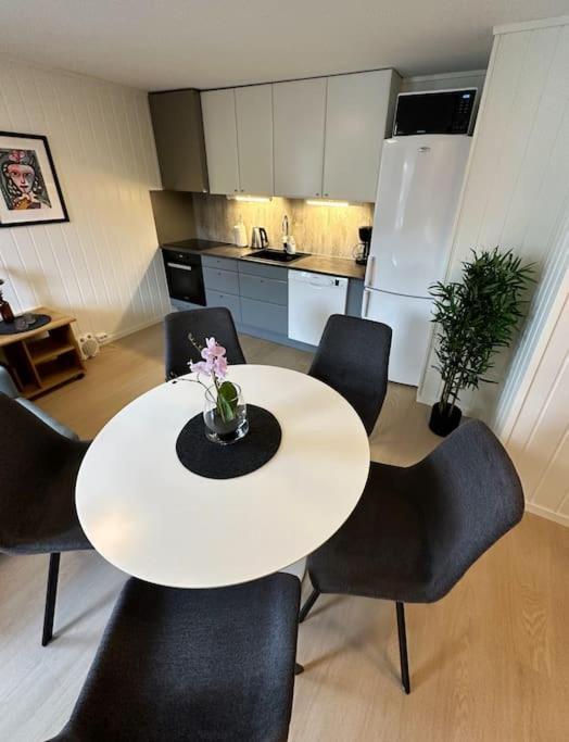 Moderne Sentral Leilighet Med 3 Soverom - Saltus Tromsø Dış mekan fotoğraf